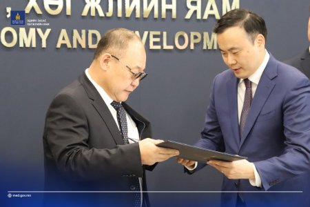 УЛС ОРНЫ ЭДИЙН ЗАСАГ, ТЕХНОЛОГИЙН ХӨГЖИЛД ЧУХАЛ ХУВЬ НЭМЭР ОРУУЛСАН ОЮУНЫ БҮТЭЭЛ БҮТЭЭЖ, ОЮУНЫ ӨМЧИЙН ЭРХЭЭР ХАМГААЛУУЛЖ, ХЭРЭГЛЭЭНД НЭВТРҮҮЛСЭН ШИЛДЭГ ЗОХИОН БҮТЭЭГЧДЭД ДЭЛХИЙН ОЮУНЫ ӨМЧИЙН БАЙГУУЛЛАГЫН ШАГНАЛЫГ ГАРДУУЛЛАА