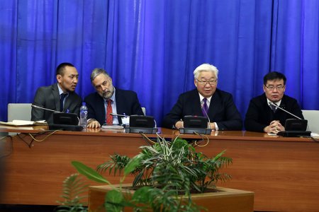 Э.Бат-Үүл: Иргэдээр орон нутгийн үйл ажиллагааг удирдуулах хамгийн оновчтой хэлбэр нь “Зөвлөлдөх ардчилал”