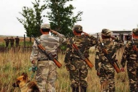 Галт зэвсэг хилээр нэвтрүүлэхийг завджээ