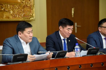 Л.Оюун-эрдэнэ: Хөгжлийн бодлогыг 25 жилээр төлөвлөж, босоо биш хэвтээ загвараар хэрэгжүүлнэ