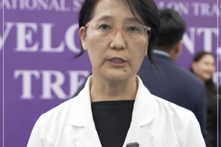 Эмч ЗӨВЛӨЖ байна.