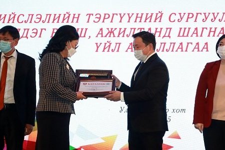 Нийслэлийн шилдэг сургууль, цэцэрлэгүүдийг шалгарууллаа