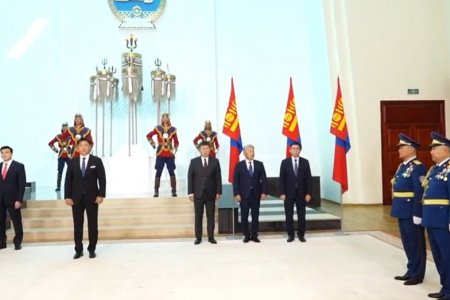 Монгол Улсын Ерөнхийлөгч У.Хүрэлсүх цэргийн дээд цол гардуулж байна