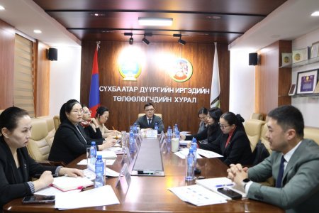 ИТХ-ын төсөв, санхүү, эдийн засгийн хорооны хуралдаан боллоо