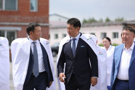 У.Хүрэлсүх: Төр засаг, хувийн хэвшил хамтрахын зэрэгцээ иргэн бүр эх оронч худалдан авагч байя