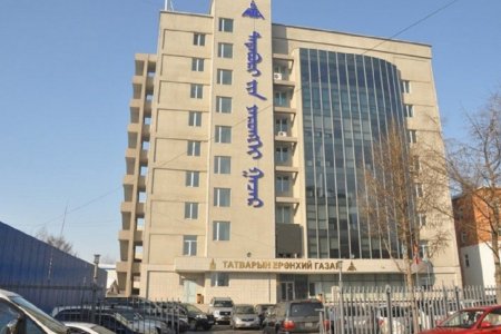 Улс, орон нутгийн төсөвт 8.9 их наяд төгрөг төвлөрүүлжээ