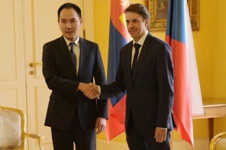 Монгол, Чехийн Гадаад харилцааны яамд хоорондын зөвлөлдөх уулзалт болов