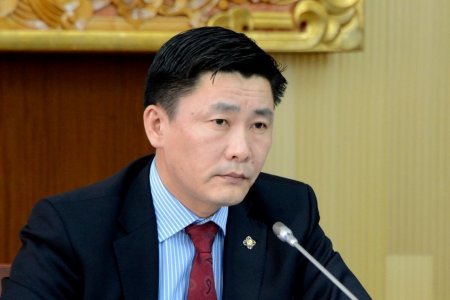 Сурагчдын амралтыг сунгахгүй гэв