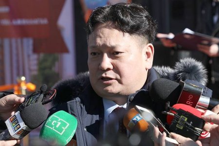 “Нэхмэлийн шар”-ын оршин суугчид шинэ байрныхаа түлхүүрийг гардан авлаа