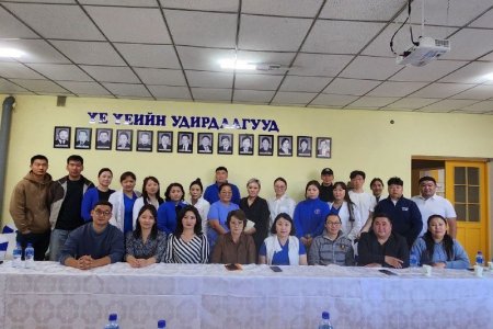 Орон нутгийн эрүүл мэндийн байгууллагуудыг чадавхжуулах “ҮНДЭСНИЙ БАГ” хавдар, ангиографийн тусламж үйлчилгээний чиглэлээр Өвөрхангай аймагт ажиллана.