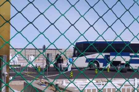 Монгол иргэдийг татан авах үеэр халдварын сэжиг бүхий нэг иргэнийг илрүүлэн тусгаарлав