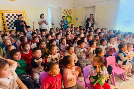 Хүүхдээ сонсох өдөр