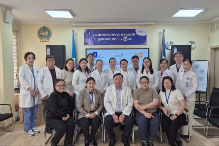 ЭМС-ЫН 2025 ОНЫ А/419, А/420 тушаалыг танилцуулах Эрүүл мэндийн газрын дэргэдэх эх, хүүхдийн эндэгдлийг магадлан хэлэлцэх зөвлөлийн комиссын гишүүдийг чадавхжуулах сургалтыг зохион байгууллаа.  