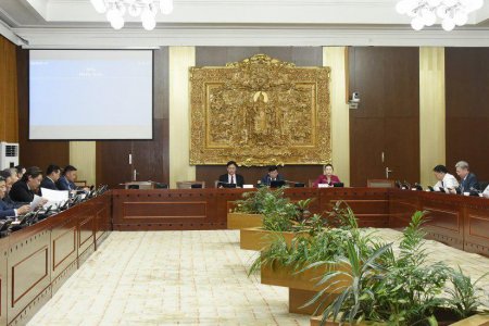 ТББХ-оос  УИХ-ын даргыг чөлөөлөх тухай хуулийн хэрэгжиж эхлэх хугацааг тогтоолоо