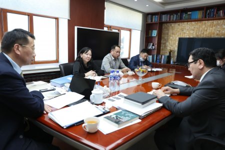 МОНГОЛ УЛСААС АВСТРАЛИЙН ХОЛБООНЫ УЛСАД СУУХ ЭЛЧИН САЙДЫГ ХҮЛЭЭН АВЧ УУЛЗЛАА