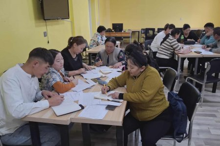 Эх хүүхдийн тусламж үйлчилгээний мэдлэгийг сайжруулах 2-дахь ээлжийн сургалт зохион байгуулагдлаа