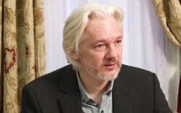 Лондон хотын шүүх Жулиан Ассанжийг АНУ-д хүлээлгэн өгөхөөс татгалзлаа