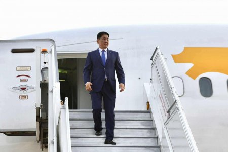 Монгол Улсын Ерөнхийлөгч У.Хүрэлсүх Бүгд Найрамдах Энэтхэг Улсад төрийн айлчлал хийхээр хүрэлцэн ирлээ