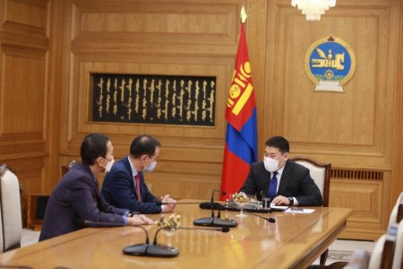 ЗАСГИЙН ГАЗАР МЭДЭЭЛЛИЙН ТЕХНОЛОГИЙН ГАРААНЫ БИЗНЕСИЙГ ДЭМЖИХТЭЙ ХОЛБООТОЙ ХУУЛИЙН ТӨСЛИЙГ ХЭЛЭЛЦЭНЭ