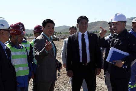 Ерөнхий сайд У.Хүрэлсүх, Хотын дарга С.Амарсайхан нар Налайх дүүрэгт ажиллалаа