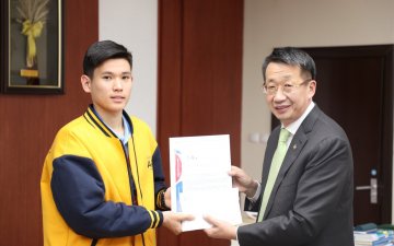 СУРАГЧ Л.ДӨЛГӨӨНИЙ АМЖИЛТЫГ 3 САЯ ТӨГРӨГӨӨР УРАМШУУЛЛАА