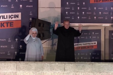 БНТУ-ын Ерөнхийлөгчийн сонгуулийн эхний шатны санал хураалт өнгөрөгч ням гарагт явагдсан ч нэр дэвшигчид сонгогчдын дийлэнх олонхын буюу 50-иас дээш хувийн санал авч чадаагүй байна