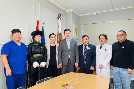 ТӨВИЙН АЛБАН ХААГЧИД ТӨРИЙН ОДОН, МЕДАЛИАР ШАГНАГДЛАА