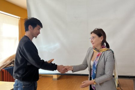 “АЛТАН ХОНХ” ТАНИН МЭДЭХҮЙН ТЭМЦЭЭНИЙГ ЗОХИОН БАЙГУУЛЛАА