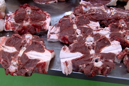 Худалдаа эрхлэгчид махаа нөөцөлж хаврын улиралд үнэ хүргэн зарах тохиолдол их байна