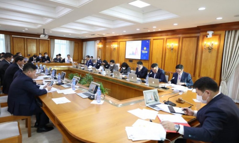 ИХ, ДЭЭД СУРГУУЛИЙГ “СУРГАЛТ-ЭРДЭМ ШИНЖИЛГЭЭ-ҮЙЛДВЭРЛЭЛИЙН ЦОГЦОЛБОР БОЛГОН ОРОН НУТАГТ ХӨГЖҮҮЛЭХ АЖЛЫГ ҮЕ ШАТТАЙГААР ХЭРЭГЖҮҮЛНЭ