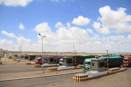 Гашуунсухайт боомтын тээвэр эргэлт нэмэгджээ