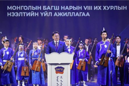 Монгол Улсын Ерөнхийлөгч У.Хүрэлсүх: Сургалтын чанар, хот, хөдөөгийн боловсролын чанарын ялгаа, багш нарын нийгмийн асуудалд анхаарал хандуулах шаардлагатай