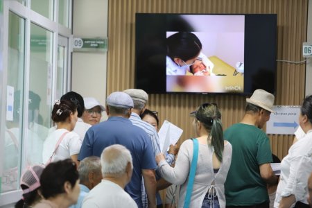 “Ачит эмч тандаа баярлалаа” хүндэтгэлийн арга хэмжээг зохион байгуулан ажиллалаа. 