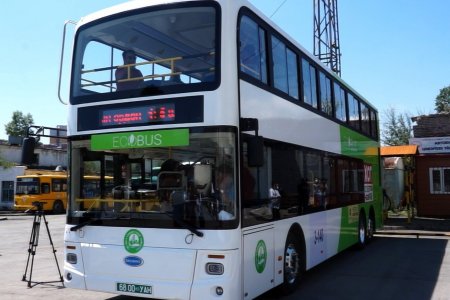 Нийтдээ 70 хүний суудалтай, хоёр давхар цахилгаан автобус нийслэлчүүдэд үйлчилж эхэллээ