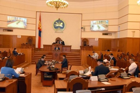 Шууд: Эдийн засгийг идэвхжүүлэх багц арга хэмжээний тухай тогтоолын төслийг хэлэлцэж байна
