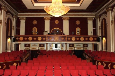 Сурагчдын амралтад зориулан улсын хүүхэлдэйн театр өдөрт 5 удаа жүжиг тоглож байна