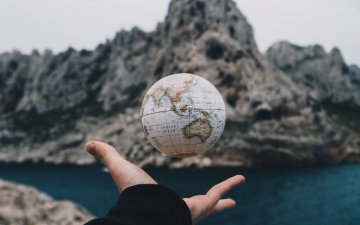 Олон улсын аялал жуулчлалын салбар 2024 онд цар тахлын өмнөх үетэй ижил түвшинд хүрнэ