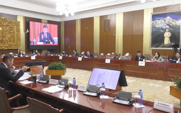 Хөгжлийн банктай холбоотой 84 иргэн, хуулийн этгээдэд хамаарах шүүх хурал тав дахь өдрөө үргэлжилсэн байна 