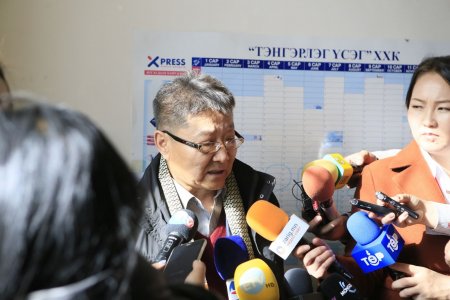 УДЭТ, ДБЭТ, Төв номын санг шинээр барих ажлаа зогсоолоо