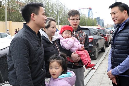 Иргэд “Автомашингүй өдөр”-ийг сард нэг удаа зохион байгуулдаг болгох саналаа хотын Захирагчид уламжлав