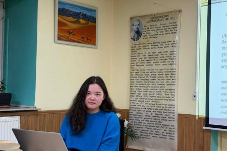 Оюутан судлаач З. Хишигбаярын “Монгол хэлэнд өндөр давтамжтай гадаад үгийн авиа зүйн онцлог (Дан эгшиг авиалбарын хүрээнд)” өгүүллийн тухай шүүмж