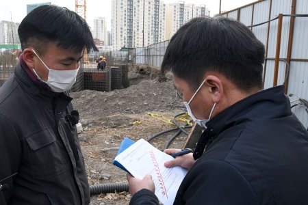 Барилгын компаниудад шаардлага хүргүүлж, түр хашааг татуулахаар болов