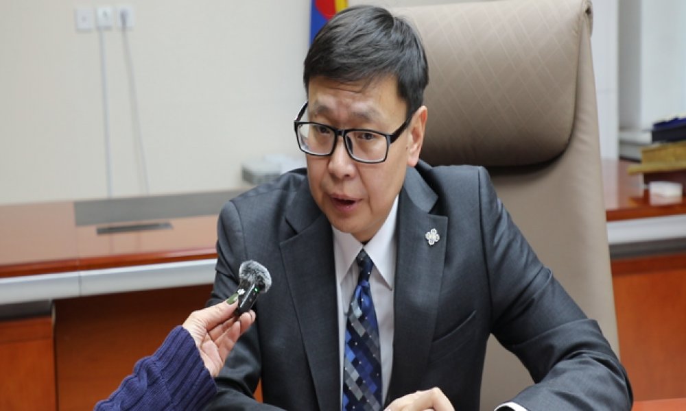 СУРГАЛТЫН БАЙГУУЛЛАГЫН ХӨДӨЛМӨРИЙН АЮУЛГҮЙ БАЙДАЛ, ЭРҮҮЛ АХУЙН АСУУДЛЫГ ХАВСРАН ГҮЙЦЭТГЭЖ БАЙГАА АЛБАН ХААГЧДАД 40 ХУВИЙН НЭМЭГДЭЛ ОЛГОХООР БОЛЛОО
