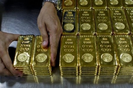 АНУ-ын арилжааны үеэр нэг унц алтны үнэ анх удаа 3700 ам.долларыг давлаа