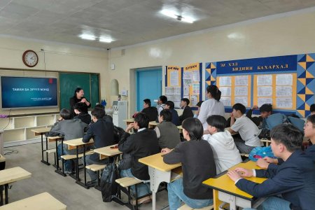 Тамхины хор хөнөөлийг ойлгуулах, өвчлөлөөс урьдчилан сэргийлэх сургалт боллоо.  