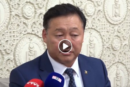 LIVE: МАН-ын бүлгийн дарга Д.Тогтохсүрэн Үндсэн хуулийн өөрчлөлтийн асуудлаар мэдээлэл өгч байна