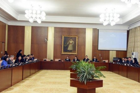 Тэтгэвэр барьцаалсан зээлийг чөлөөлөх дээд хэмжээг 6 сая төгрөгөөр тогтоохыг гишүүдийн олонх дэмжлээ