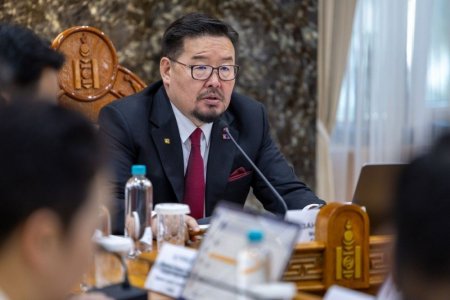 Г.Занданшатар 