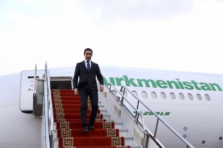 Туркменистан Улсын Ерөнхийлөгч Сердар Бердымухамедов Монгол Улсад төрийн айлчлал хийхээр хүрэлцэн ирлээ