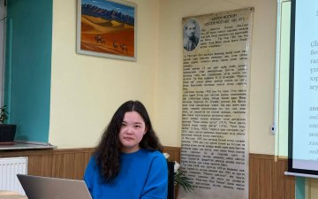 Оюутан судлаач З. Хишигбаярын “Монгол хэлэнд өндөр давтамжтай гадаад үгийн авиа зүйн онцлог (Дан эгшиг авиалбарын хүрээнд)” өгүүлэлд бичсэн Б. Номингийн шүүмж (1)